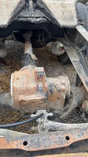 Mack CRD92 Rear Differential for a 1976 Mack RS600