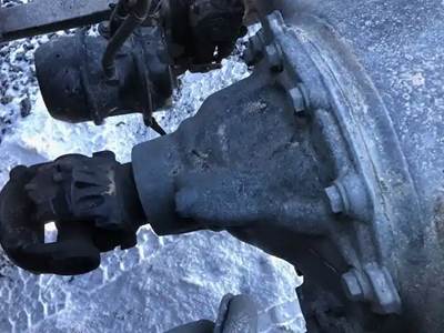 Detroit DA-RT-40.0-4 Rear Differential for a 2020 Freightliner Cascadia 126
