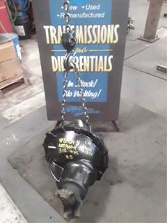 Mercedes-Benz ART400-4 Rear Differential for a 2014 Freightliner Cascadia 125