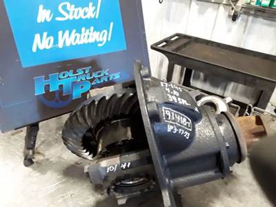 Meritor-Rockwell 17-145 Rear Differential for a 2006 Freightliner MB55 Chassis