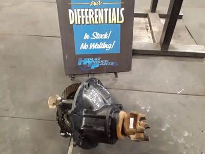 Meritor-Rockwell 20-145 Rear Differential for a 1993 Peterbilt 377