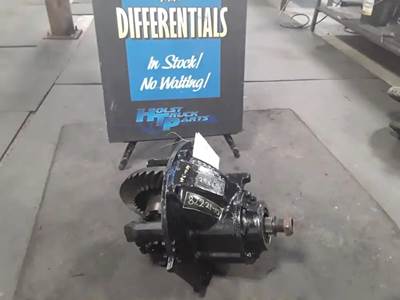 Meritor-Rockwell 20-145 Rear Differential for a 1995 Peterbilt 379