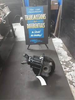 Meritor-Rockwell 20-145 Rear Differential for a 2007 Volvo VNL