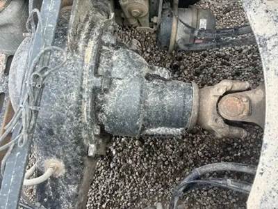 Meritor-Rockwell 20-14X Rear Differential for a 2015 Volvo VNL