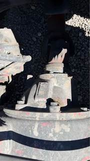 Meritor-Rockwell 40-145 Rear Differential for a 2001 Freightliner C120