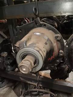 Meritor-Rockwell 20-14X Rear Differential for a 2015 Volvo VNL