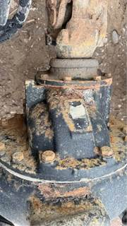 Meritor-Rockwell MT40-14X Rear Differential for a 2009 Volvo VNL