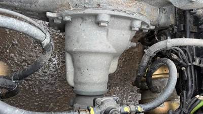 Meritor-Rockwell MT40-14X Rear Differential for a 2020 International LT625