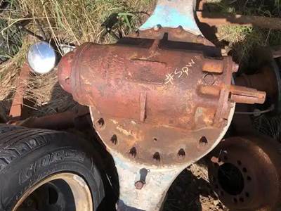 Meritor-Rockwell Rear Differential for a 1955 Kenworth 900