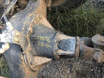 Meritor-Rockwell QAR Rear Differential for a 1977 GMC 9500