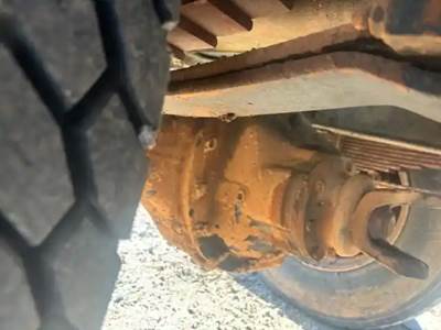 Meritor-Rockwell R170 Rear Differential for a 1986 Ford L8000