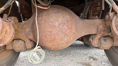Meritor-Rockwell RDL20-145 Rear Differential for a 2003 Sterling L9500
