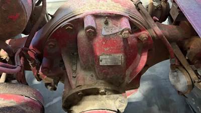 Meritor-Rockwell RRL23180 Rear Differential for a 1987 Freightliner FLC