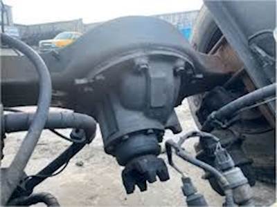 Meritor-Rockwell RR/RS19144 Rear Differential for a 2000 Freightliner FL70
