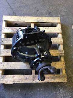 Meritor-Rockwell RS19144 Rear Differential for a 2004 Freightliner M2 106