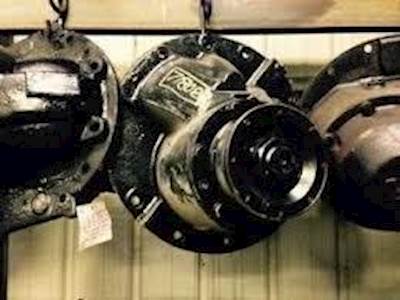 Volvo EV87 Rear Differential for a 1998 Volvo WX