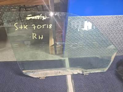 Ford F-350 Door Window for a 2006 Ford F-350 Super Duty