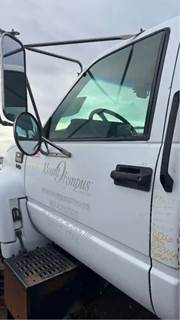 Chevrolet C7500 Left Door
