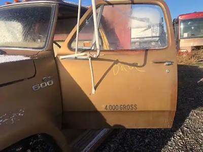 Dodge D600 Left Door