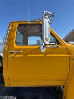 Ford F-800 Right Door for a 1985 Ford F800