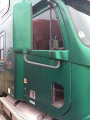 Freightliner Century Class 120 Right Door for a 1998 Freightliner C120 CENTURY