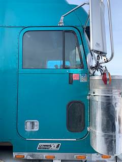 Freightliner Classic XL Right Door