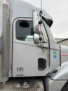 Freightliner Columbia 120 Right Door