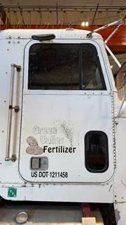 Freightliner FLC Right Door