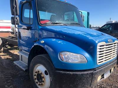 Freightliner M2 106 Right Door