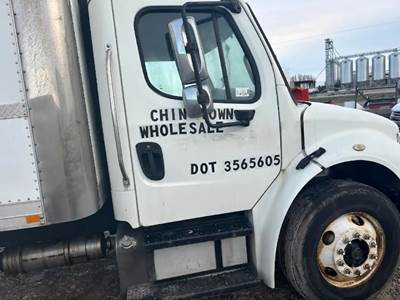 Freightliner M2 106 Right Door