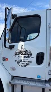Freightliner M2 106 Left Door