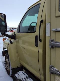 GMC C5500 Left Door
