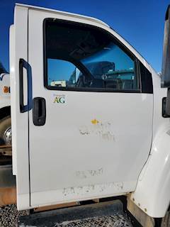 GMC C5500 Right Door