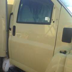 GMC C5500 Right Door