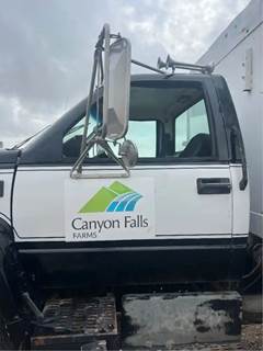 GMC TopKick C7000 Left Door for a 1995 GMC C7000 Topkick