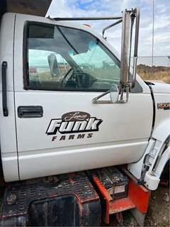 GMC TopKick C7000 Right Door for a 1990 GMC C7000 Topkick