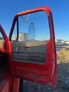 GM/Chev (HD) 6500 Right Door