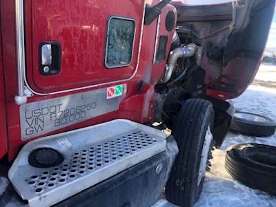 Kenworth T600 Right Door