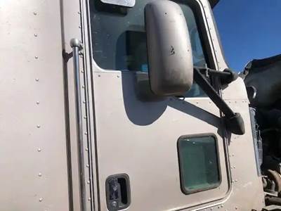Kenworth T660 Right Door