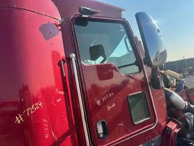 Kenworth T660 Right Door