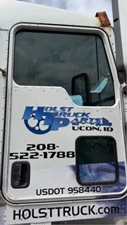 Kenworth T660 Right Door