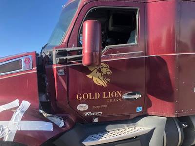 Kenworth T680 Left Door