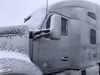 Kenworth T680 Left Door