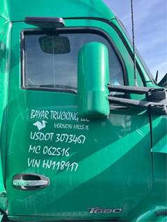 Kenworth T680 Right Door