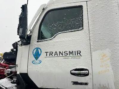 Kenworth T680 Left Door