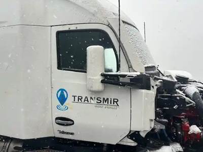 Kenworth T680 Right Door