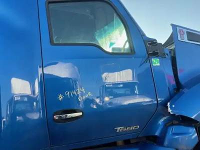 Kenworth T680 Right Door