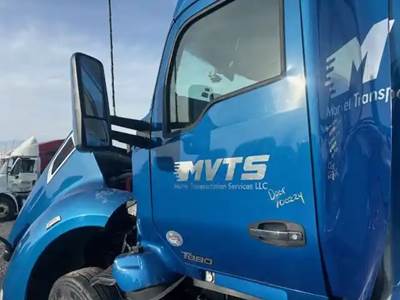 Kenworth T680 Left Door