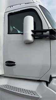 Kenworth T680 Right Door