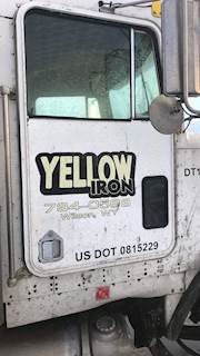 Kenworth T800 Right Door